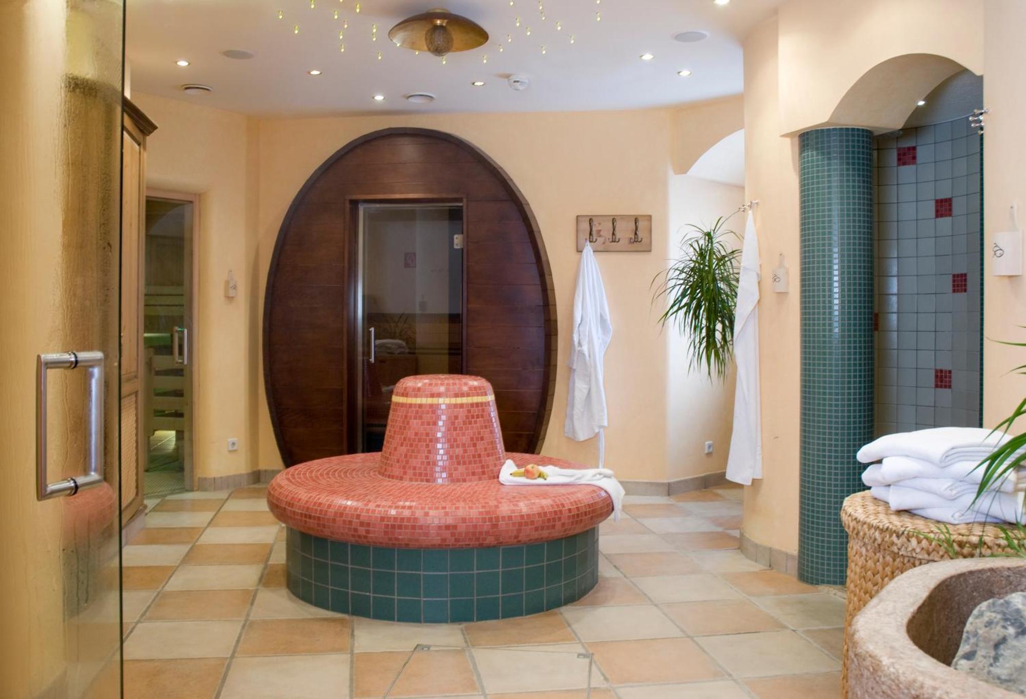 Hotel Neustifter Poysdorf Dış mekan fotoğraf