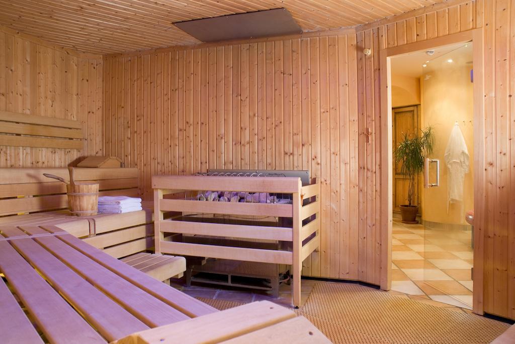 Hotel Neustifter Poysdorf Dış mekan fotoğraf
