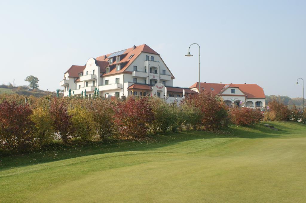 Hotel Neustifter Poysdorf Dış mekan fotoğraf