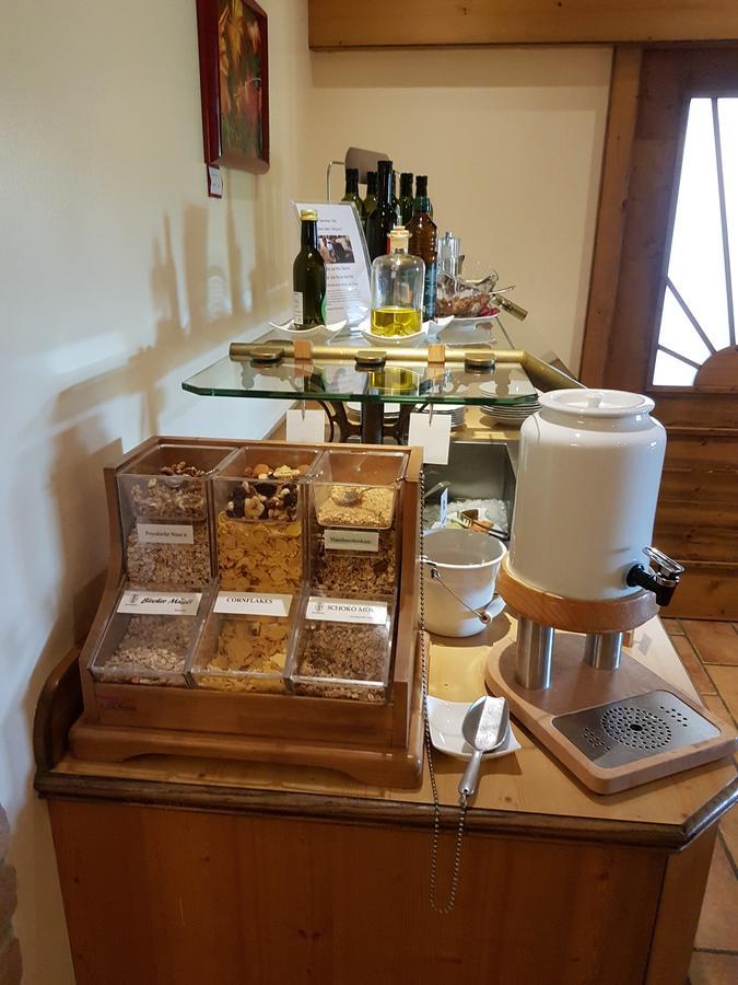 Hotel Neustifter Poysdorf Dış mekan fotoğraf